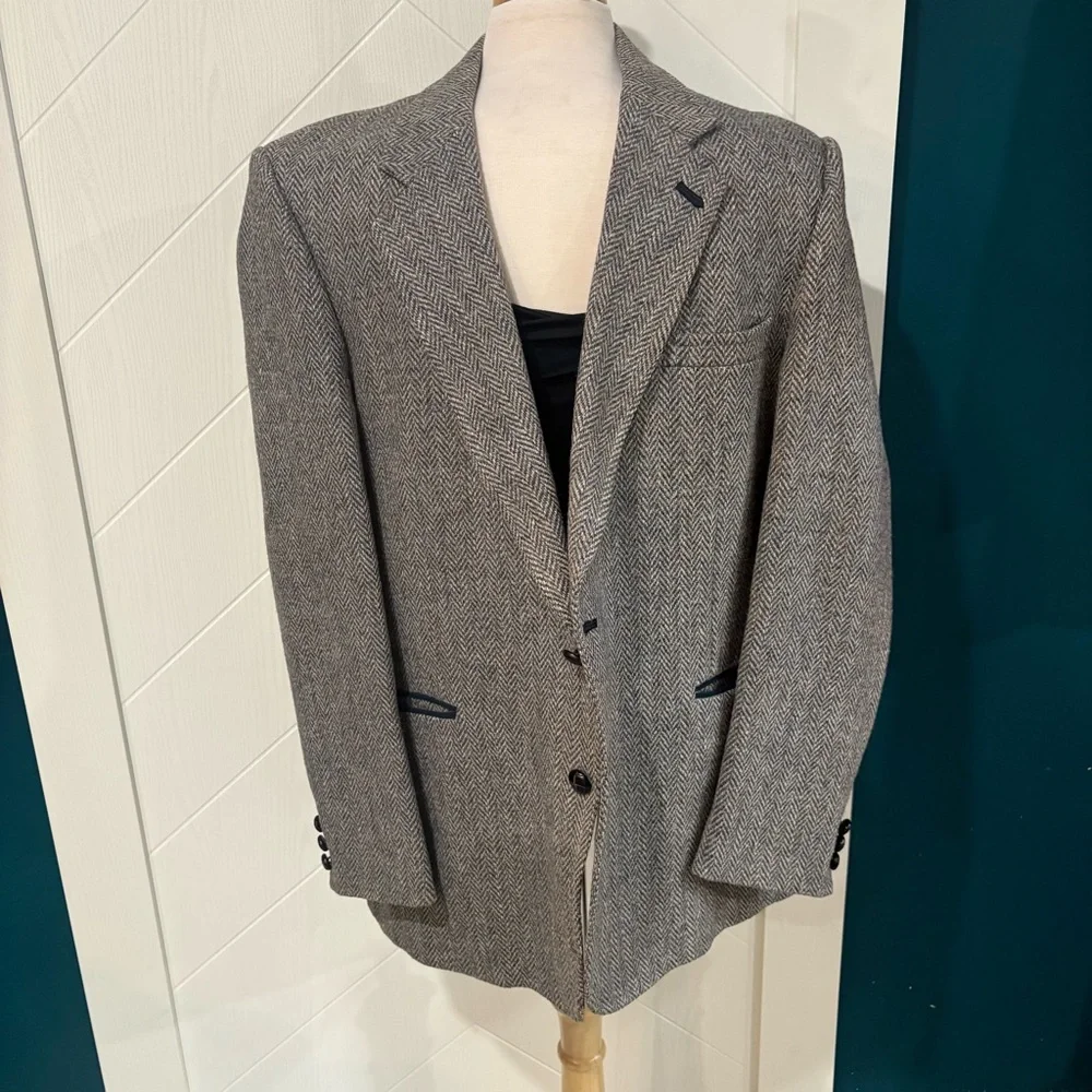 Vintage Harris Tweed Herringbone blazer Jacket Dark Academia / Preppy - Picture 1 of 9